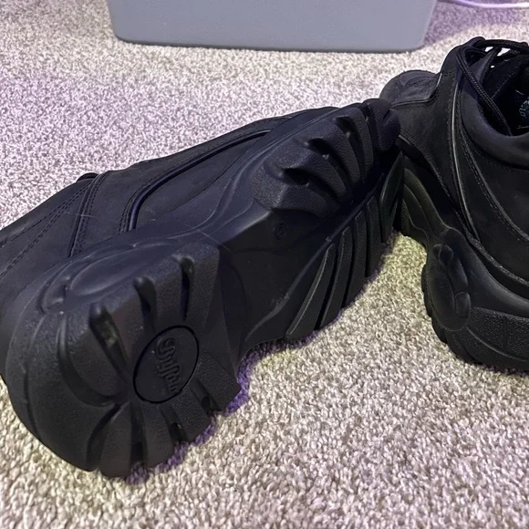 Buffalo London Black Sneakers - Picture 6 of 7